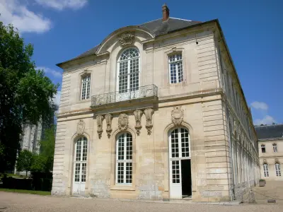 La abadía de Le BecHellouin Guía turismo y vacaciones