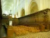 Abadía de Pontigny - Interior de la abadía: recinto del coro y sillería