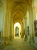 Abadía de Pontigny - Interior de la abadía: