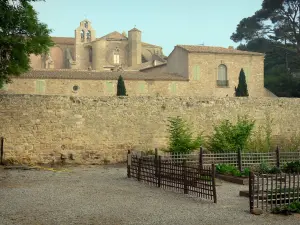 Abadía de Valmagne - Abadía cisterciense y jardín medieval
