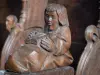 Abbaye d'Ambronay - Ancienne abbaye bénédictine (centre culturel de rencontre) : intérieur de l'église abbatiale : détail sculpté des stalles