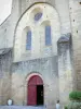 Abbaye d'Aubazine - Façade de l'église abbatiale cistercienne