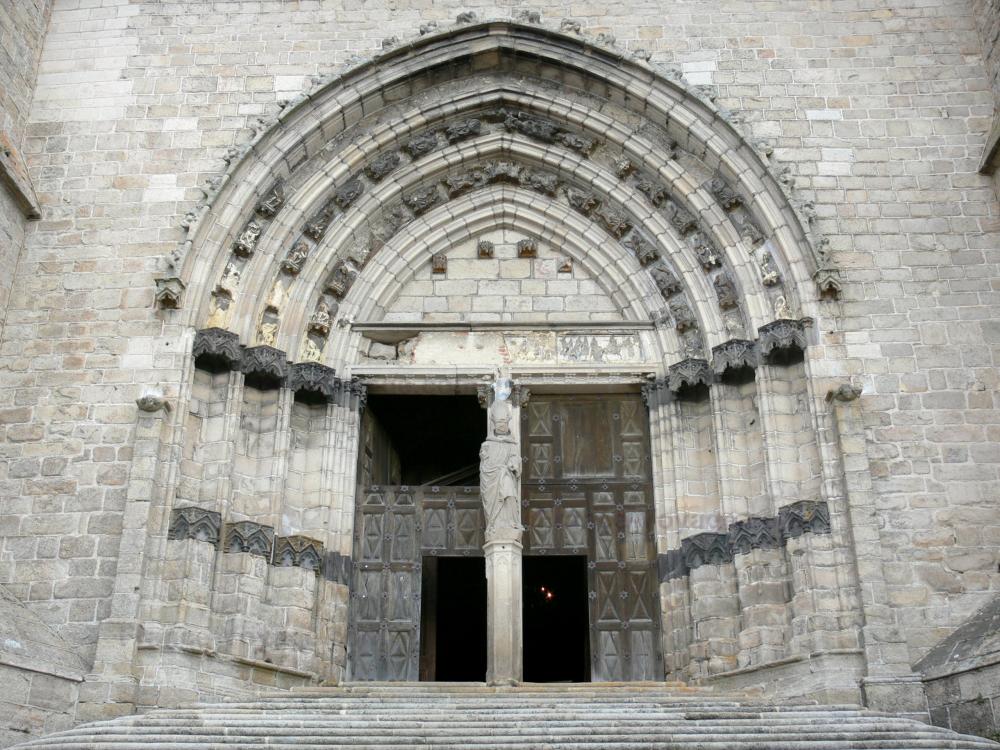 Photos L'abbaye de La ChaiseDieu Guide