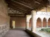 Abbaye de Flaran - Ancienne abbaye cistercienne Notre-Dame de Flaran (centre patrimonial départemental, centre culturel départemental), sur la commune de Valence-sur-Baïse : galeries du cloître