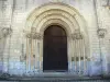 Abbaye de Fontgombault - Abbaye bénédictine Notre-Dame : portail de l'église abbatiale romane