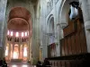 Abbaye de Fontgombault - Abbaye bénédictine Notre-Dame : intérieur de l'église abbatiale