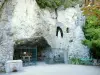 Abbaye Notre-Dame d'Aiguebelle - Réplique de la grotte de Lourdes, avec sa statue de la Vierge