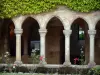 Abbaye de Sylvanès - Ancienne abbaye cistercienne - Centre culturel : arcades du cloître