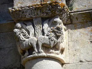 Abbazia di La Sauve-Majeure - Capitelli scolpiti della chiesa abbaziale