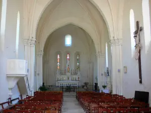 Abdij van Blasimon - Voormalige Benedictijner abdij Saint- Nicolas : Binnen in de kerk Saint- Nicolas
