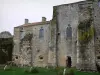 De abdij van Maillezais - Restanten van de abdij St. Peter's: kloostergebouwen