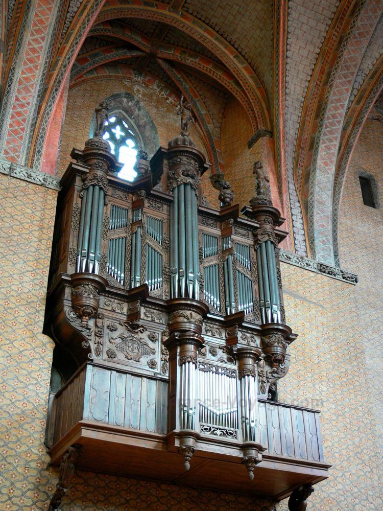 De abdij van Moissac - Abdij van Moissac: Abdij van Saint-Pierre de Moissac: Binnen in de kerk Saint-Pierre: orgel