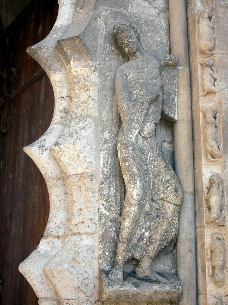 De abdij van Moissac - Abdij van Moissac: Abdij van Saint-Pierre de Moissac: detail van de gebeeldhouwde deurstijl van de kerk van St. Peter