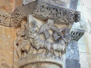 Abdij van La Sauve-Majeure - Gebeeldhouwde kapitelen van de abdijkerk : leeuwen bicorpores