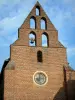 Agen - Brick klokkentoren van de Notre-Dame du Bourg