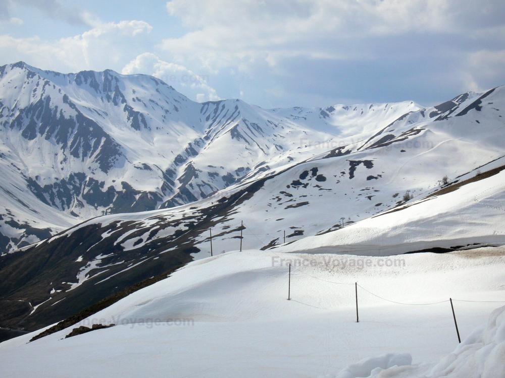 Guide des Alpes-de-Haute-Provence - Paysages des Alpes-de-Haute-Provence - Montagnes enneigées (neige)