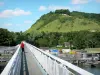 Amfreville locks - Gateway of the locks with a view of the Deux-Amants coast