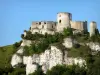 Les Andelys - Château-Gaillard: remains of the medieval fortress perched on a limestone cliff