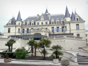 Arcachon - Château Deganne abritant le casino d'Arcachon