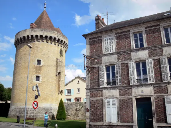 Argentan - Marguerite tower (remains of old fortifications) and facades of houses in the old town