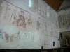 Asnières-sur-Vègre - Dentro de la iglesia de Saint-Hilaire: las pinturas medievales de la pared: Adoración de los Magos - Presentación en el Templo - Huida a Egipto