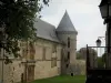 Assier - Renaissance kasteel en de toren, in het Regionaal Natuurpark van de Causses van de Quercy