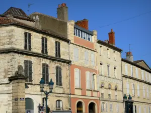 Auch - Facades of houses in the Rue de la Republique street