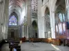 Auxerre - Interior de la Catedral de San Esteban