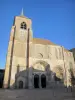 Avallon - Tour et façade de l'église Saint-Lazare