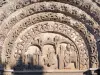Avallon - Tympanum and arches of the south portal of the Saint-Lazare church