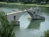 Avignon - Pont Saint-Bénezet (pont d'Avignon) et Rhône (fleuve)