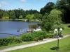 Bagnoles-de-l'Orne - Spa: een wandeling langs het meer in het Parc Naturel Regional Normandie-Maine