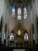 Basílica de Cléry-Saint-André - Interior da Basílica de Notre-Dame-de-Cléry: coro