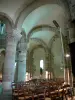 Basilica di Neuvy-Saint-Sépulchre - All'interno della Basilica Saint-Jacques-le-Maggiore (chiesa, chiesa di Saint-Etienne): colonne della rotonda