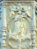 Basilique d'Avioth - Intérieur de la basilique Notre-Dame : détail sculpté de la chaire à prêcher