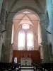 Basilique de Neuvy-Saint-Sépulchre - Intérieur de la basilique Saint-Jacques-le-Majeur (église, collégiale Saint-Étienne) : autel