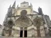 Bazas - Fachada oeste da catedral de Saint-Jean-Baptiste