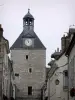 Beaugency - Clock Tower en huizen in de oude stad