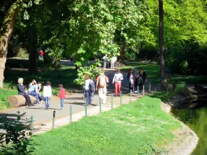 Bois de Boulogne - Caminhe ao longo da água