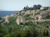 Bonnieux - Casas da aldeia empoleirada