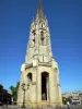 Bordéus - Torre de Saint-Michel, isolado campanário da Basílica de Saint-Michel