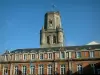 Boulogne-sur-Mer - Hôtel de ville (mairie) et beffroi