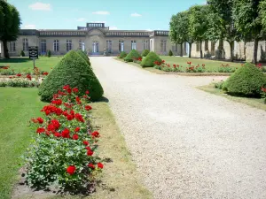 Bourg - Castello cittadella e il suo giardino alla francese