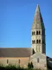Bresse savoyarde - Achthoekige klokkentoren van de kerk van Saint-Andre-de-Bage