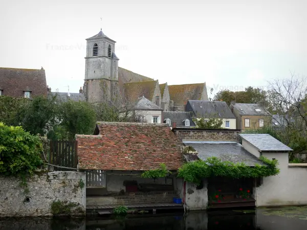 Brou - Guida turismo, vacanze e weekend dell'Eure-et-Loir
