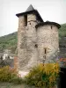 Brousse-le-Château - Torre do sino fortificada da igreja Saint-Jacques-le-Majeur