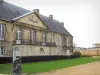 Caen - Logis des Gouverneurs abritant le musée de Normandie, dans l'enceinte du château