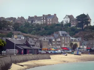 Cancale - Huizen in de stad