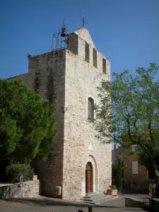 Le Castellet - Church of the medieval village