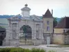Castello di Commarin - Portale d'ingresso comunale